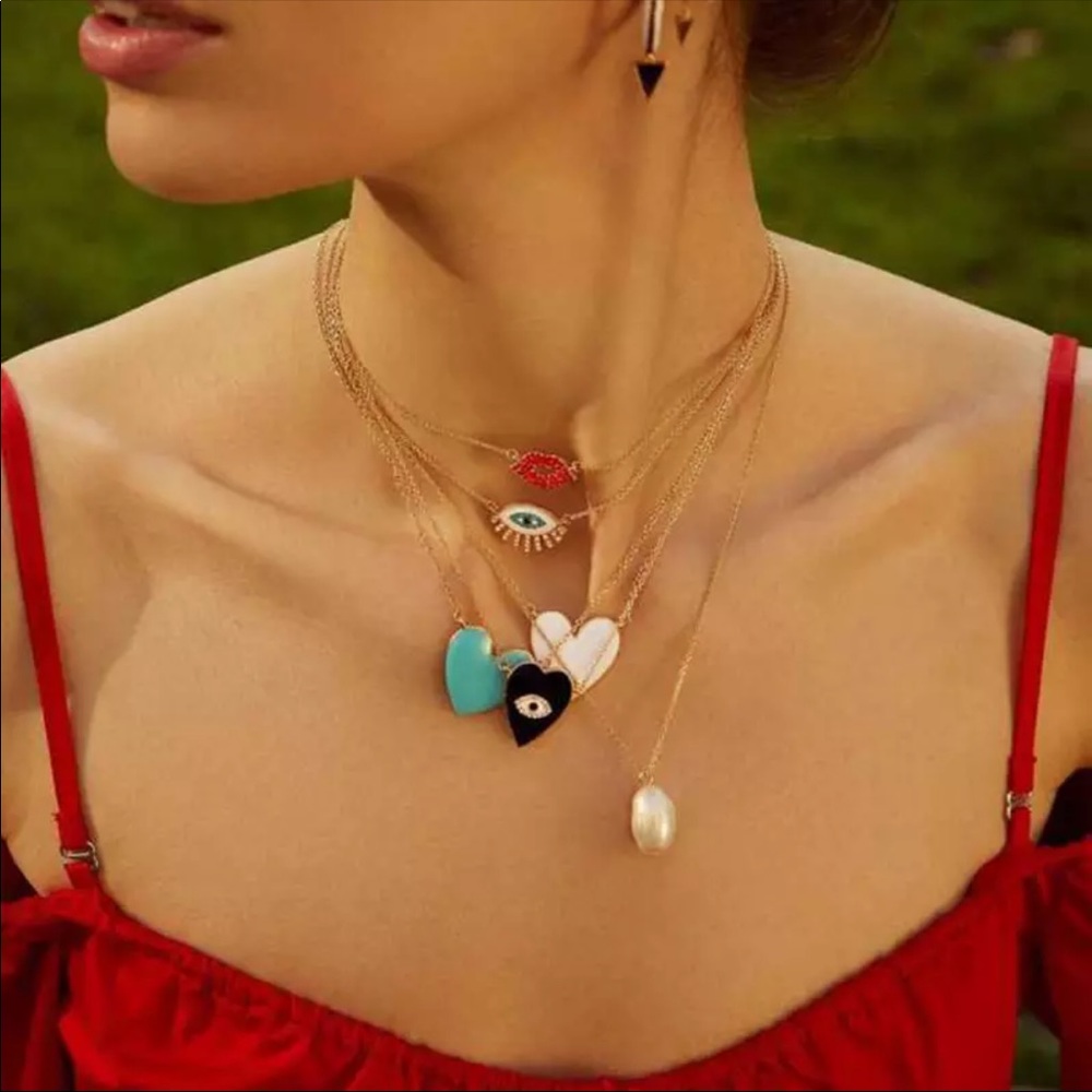 •Black Heart + Evil Eye Necklace• - Picture 2 of 4